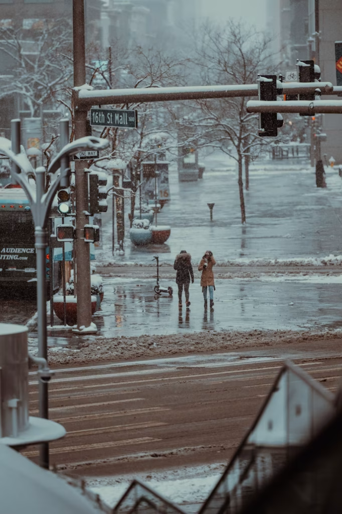Snowy street scene at 16th Street Mall in Denver